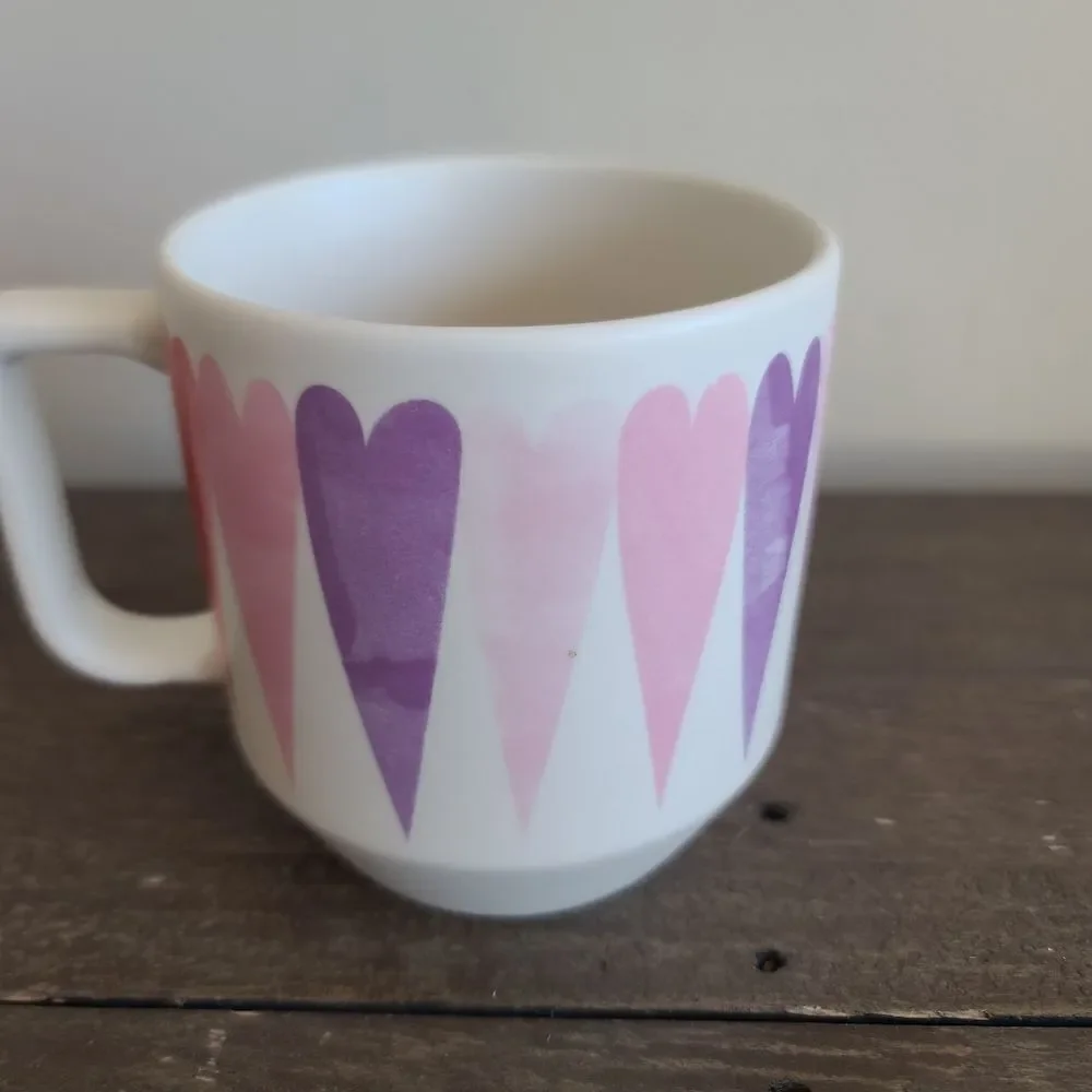 Starbucks 2016 Valentines Hearts With Gold Arrow Coffee Mug - 12 Oz